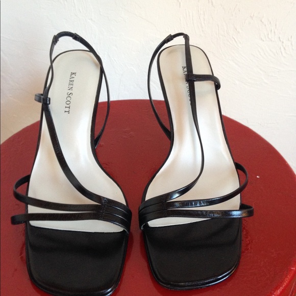 Karen Scott black strappy heels - Picture 2 of 4